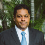 Laurent Saint-Cyr au Qatar pour se promener, Leslie Voltaire au secours des victimes de Melissa à Jacmel